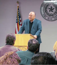 Bob Hebert speaking at a Fort Bend County Leadership Presentation in 2009.